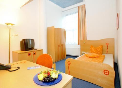 Aparthotel Magdeburg Room photo
